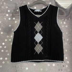 Cropped sweater vest